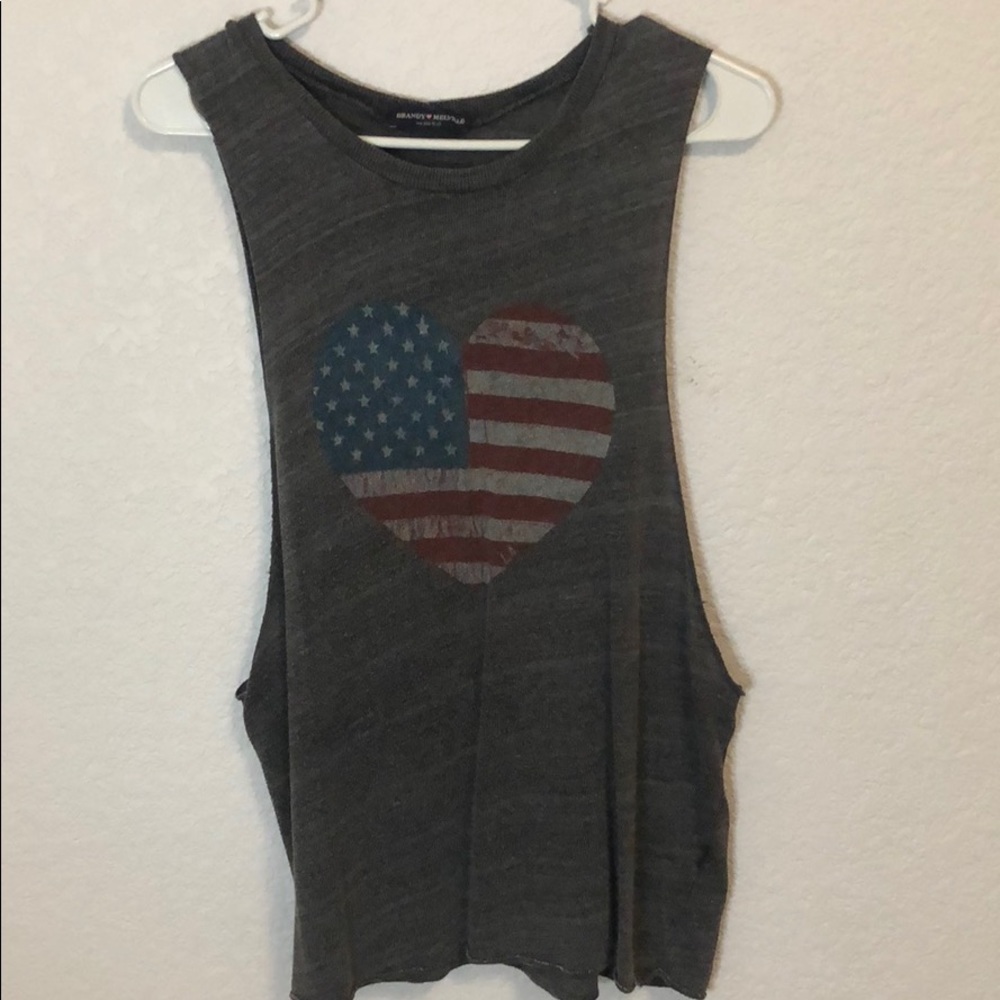 Muscle tee top